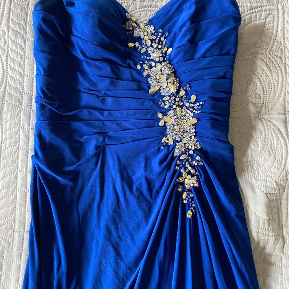Beautiful Blue Sweetheart Gown